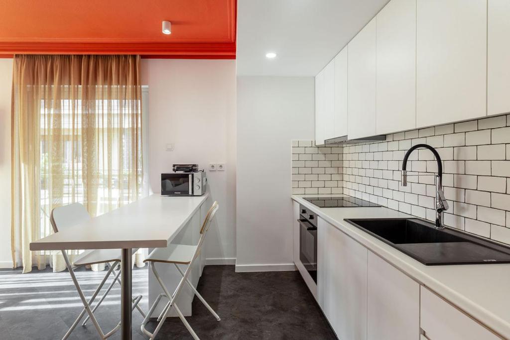 Onezerotwo By Zoia Living Aparthotel Athene Buitenkant foto